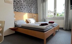 Ferienunterkunft mit 4 Doppelzimmern in Einbeck!!